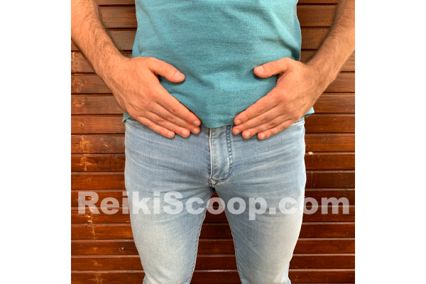hips secondary reiki hand position