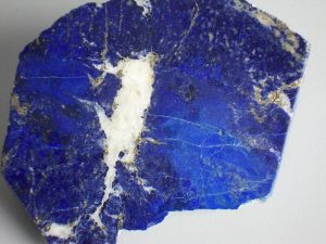 lapis lazuli for vishuddha chakra